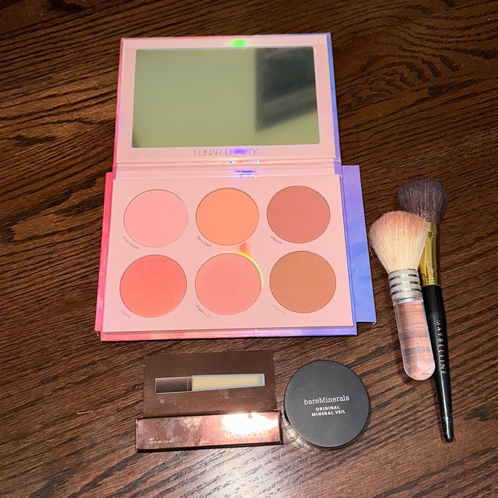 Lunar Beauty Moon Prism Blush Palette